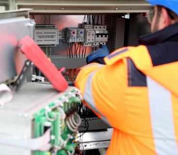 Seasonal Electrical Maintenance Tips from Professional Electrical Contractors