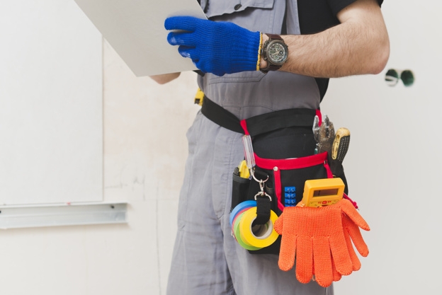 What Sets a Licensed Electrician Apart From Unlicensed Electricians